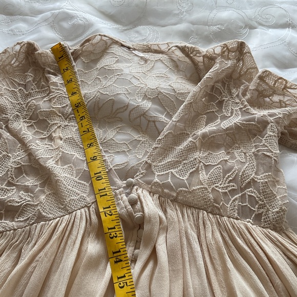 Free People Women’s Small Beige Bell Sleeve Mini Dress - Picture 10 of 14